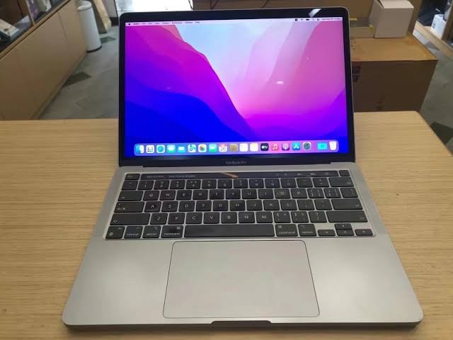Used MacBook Pro M1 (13-inch)